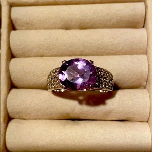 Lavender Amethyst oval w/ White Topaz round ring